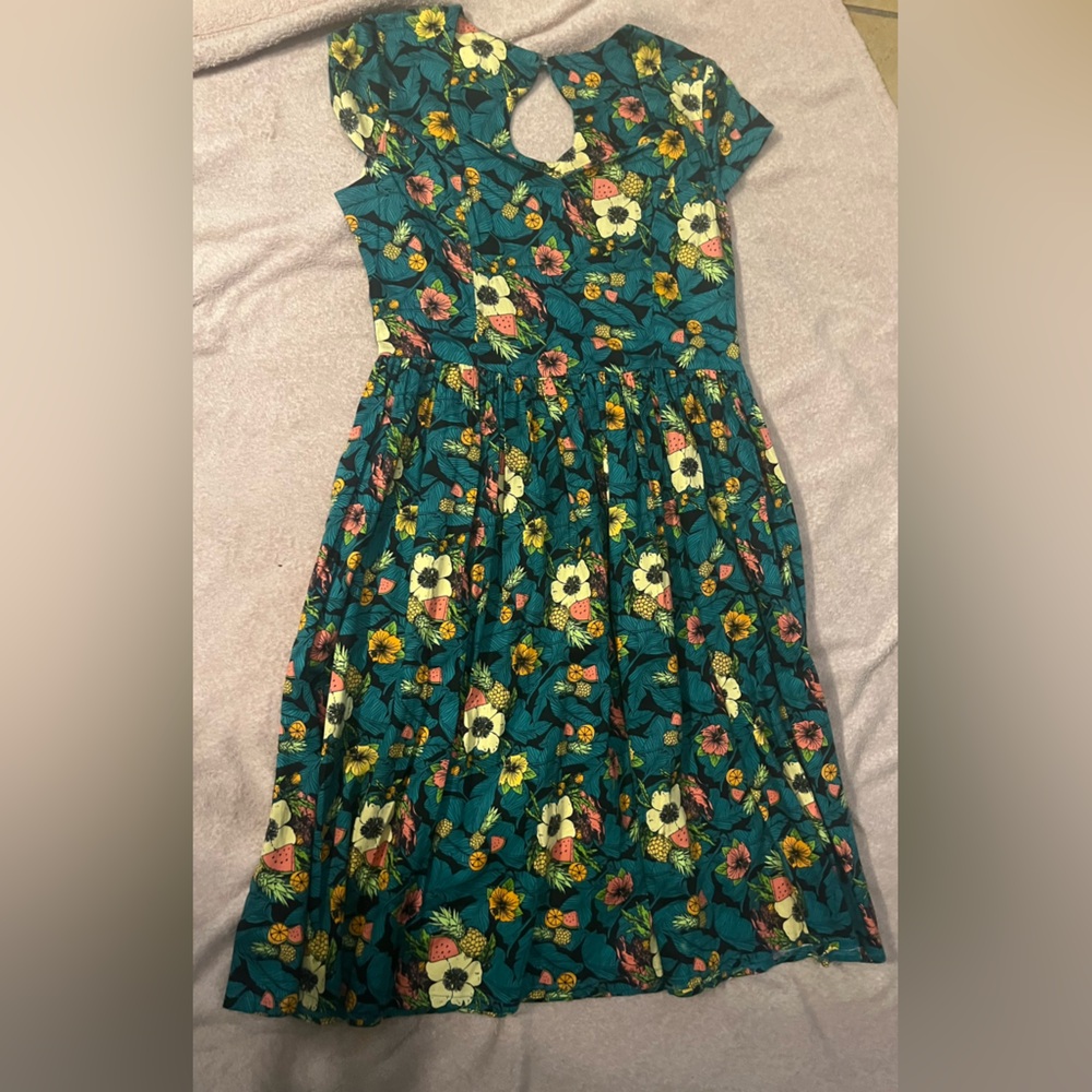 Green and Yellow A-Line Sundress with Flutter Sleeves